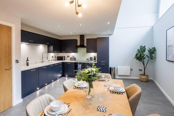 Vanguard Apartments - Luxury apartment 5 min to centre * free parking